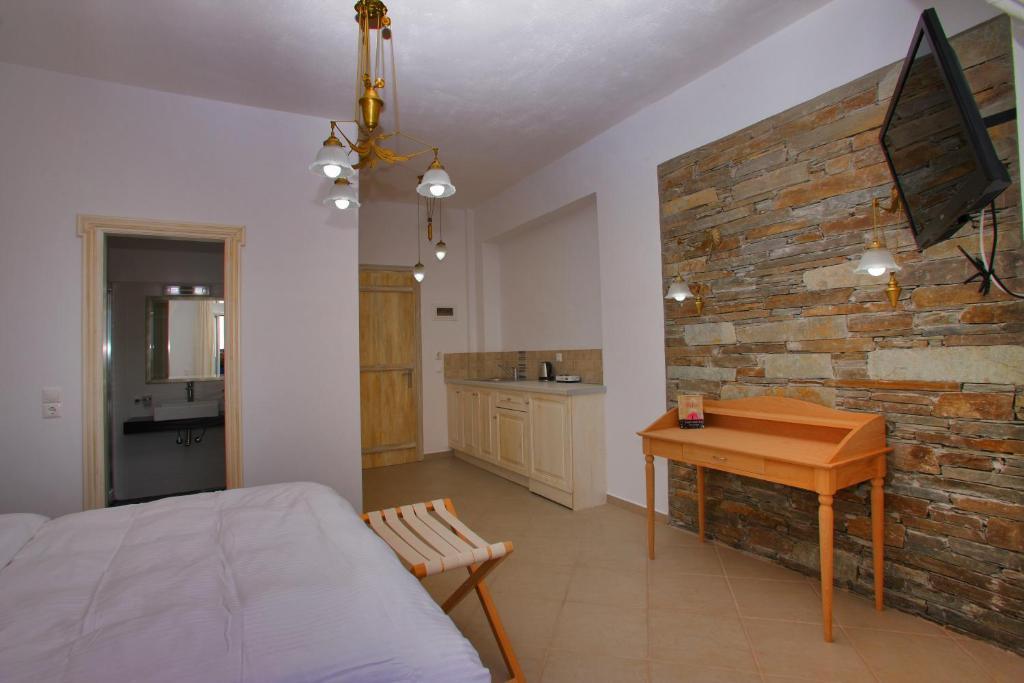 Mando Beachfront Stafylos Cameră foto